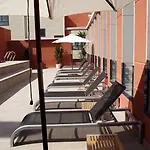 Eco Alcala Suites 
