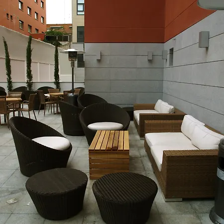 Eco Alcala Suites 